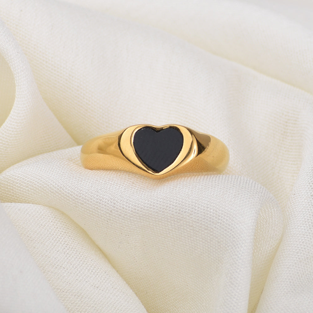 1/5 CT. T.W. Composite Diamond Double Heart Ring in 10K Gold | Banter